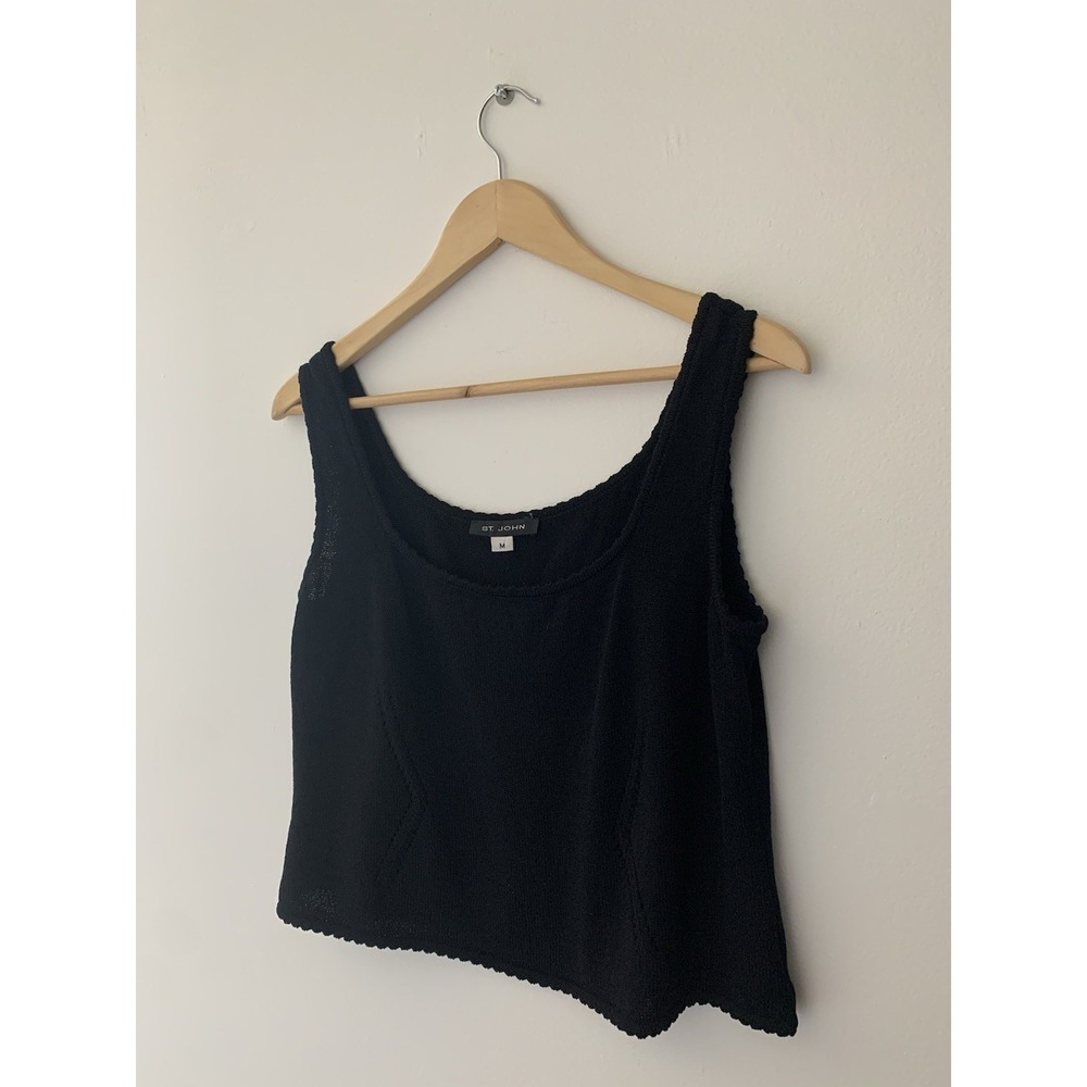 ST JOHN Sz‎ M Black Tank Scalloped Edges Made In USA Cropped Scoop Neck Santana